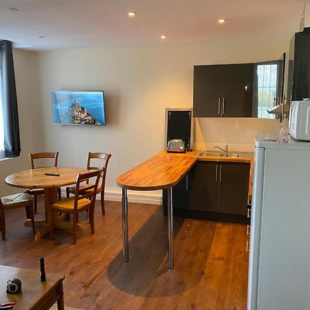 Chambres D'Hotes Autour De La Rose Honfleur Eksteriør bilde