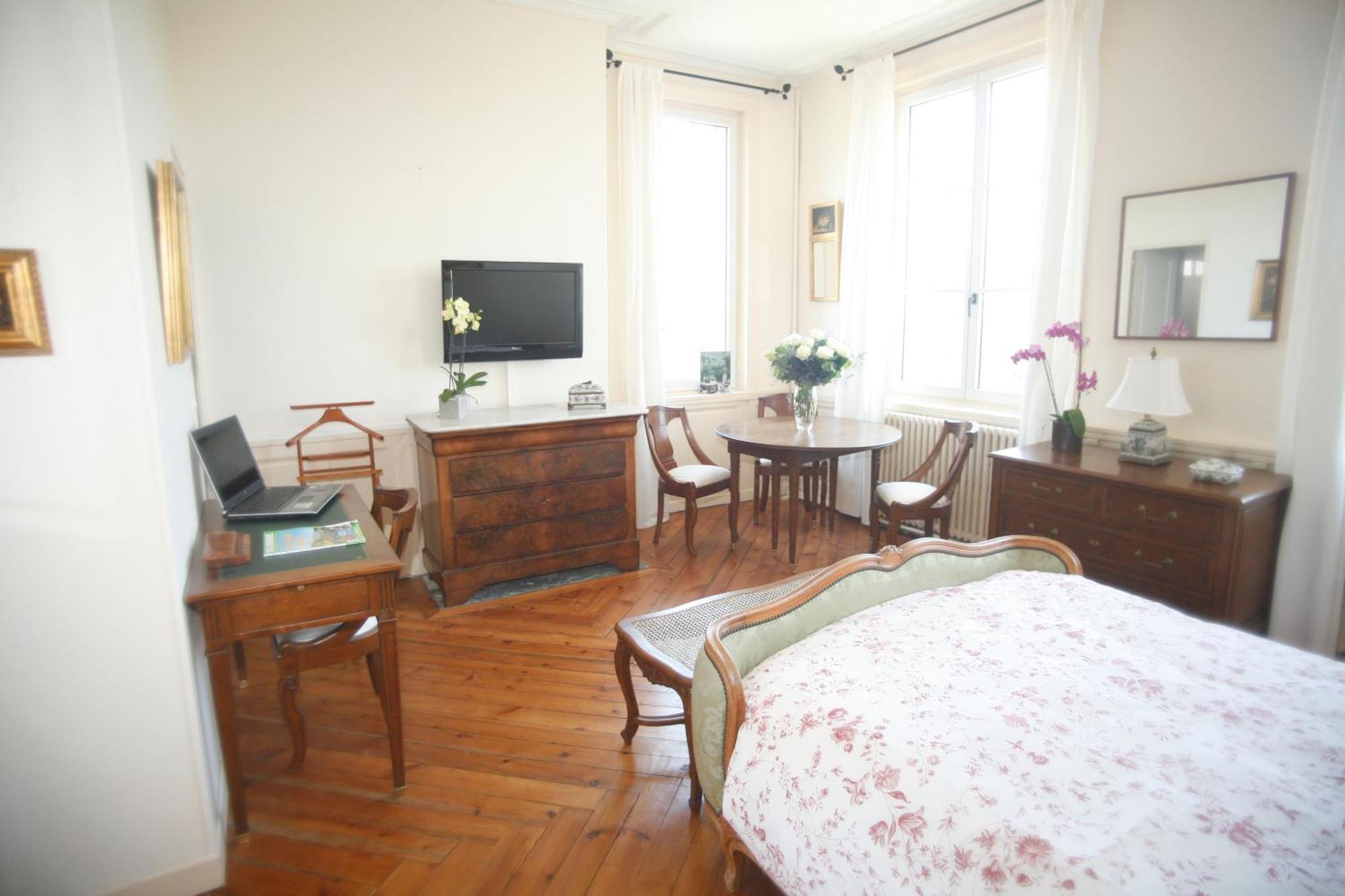 Chambres D'Hotes Autour De La Rose Honfleur Eksteriør bilde